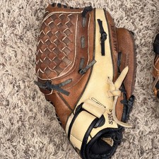 Eastern Baseball And Bat Carrying Bag Includes 3 Youth Gloves