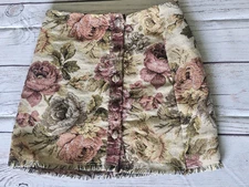 Urban Outfitters Womens XS Mini Skirt Fitted Tapestry Floral Granny Core 
