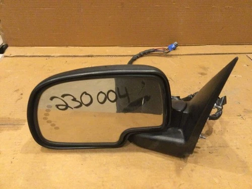 04-2007 LH Chevy 1500 Drivers Side Mirror Powered & Heated Mirror OEM #15124827