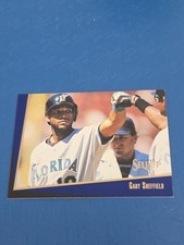 1993 Select Rookie & Traded #4T Gary Sheffield Florida Marlins BASEBALL Card 3N. rookie card picture