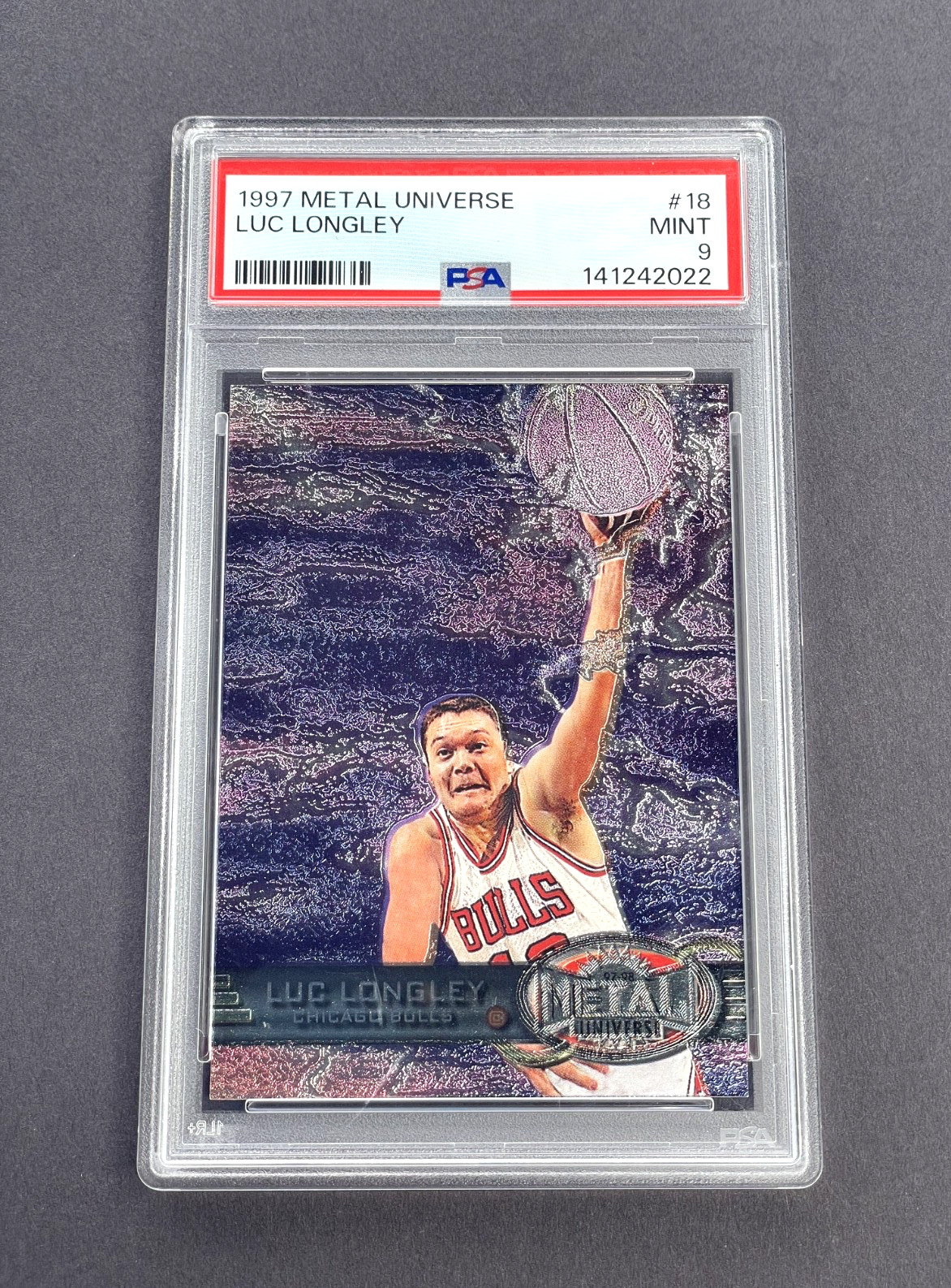 1997 Metal Universe #18 Luc Longley PSA 9 MINT Chicago Bulls