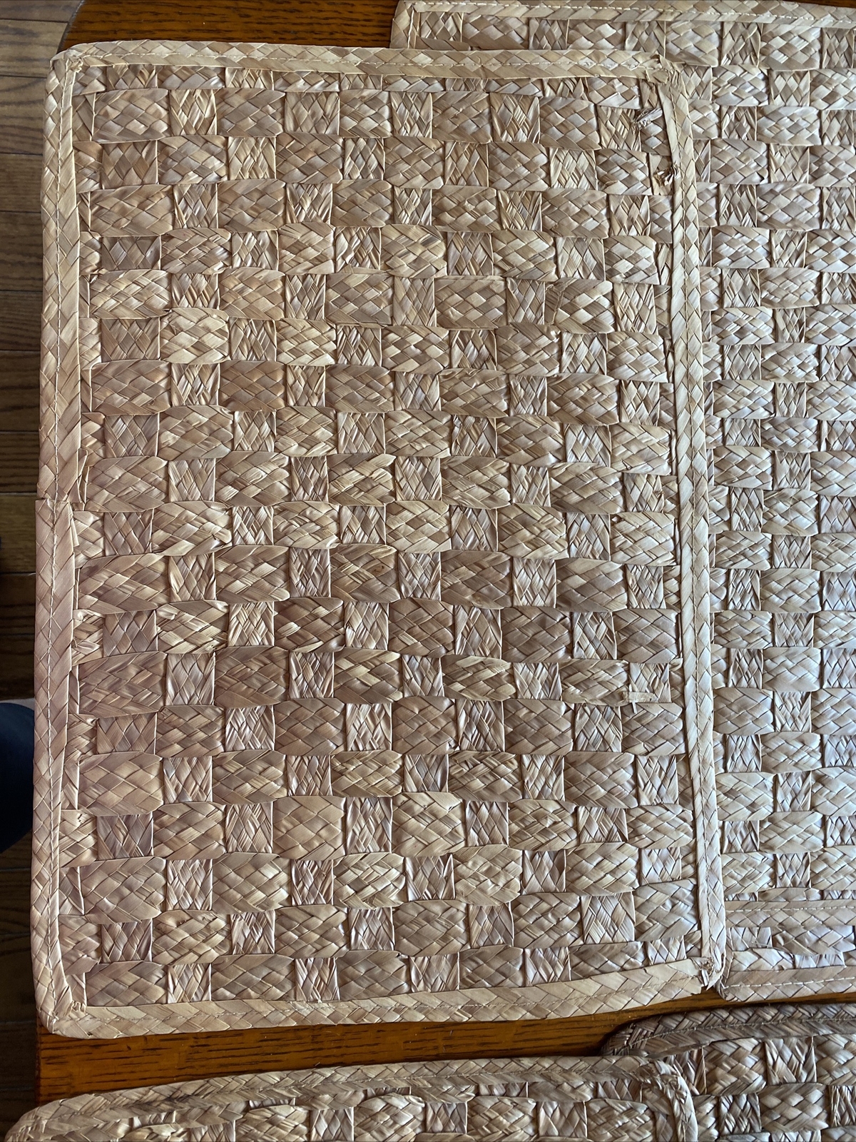 Picture 3 of 6