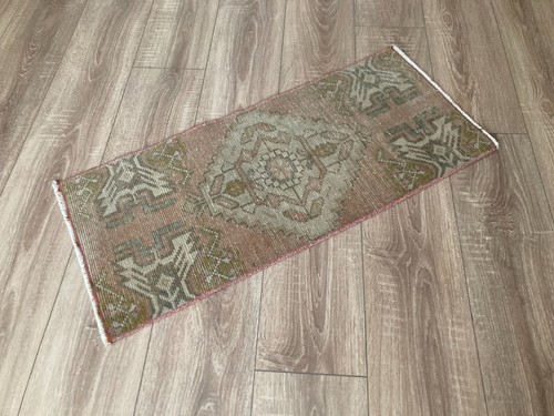 Turkish Rug, Vintage Rug,Doormat Rug, Boho Deco,Handmade Rug,Carpet 1,2 x 3 ft - Picture 2 of 9