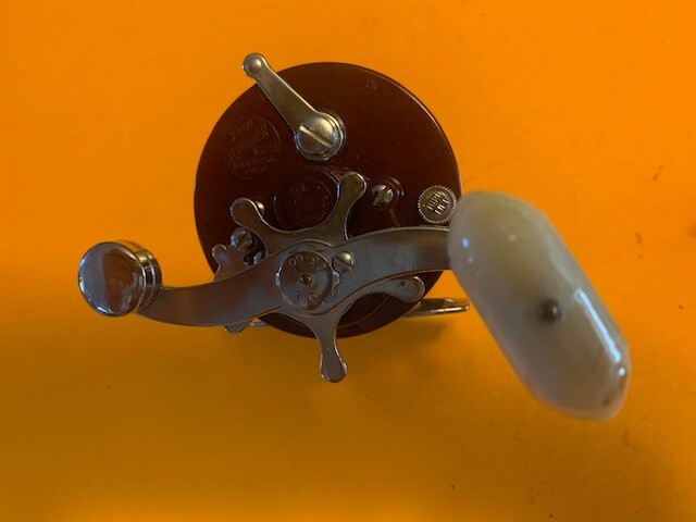 VINTAGE PENN SQUIDDER JR. NO. 146 FISHING REEL WITH STEEL GEARS