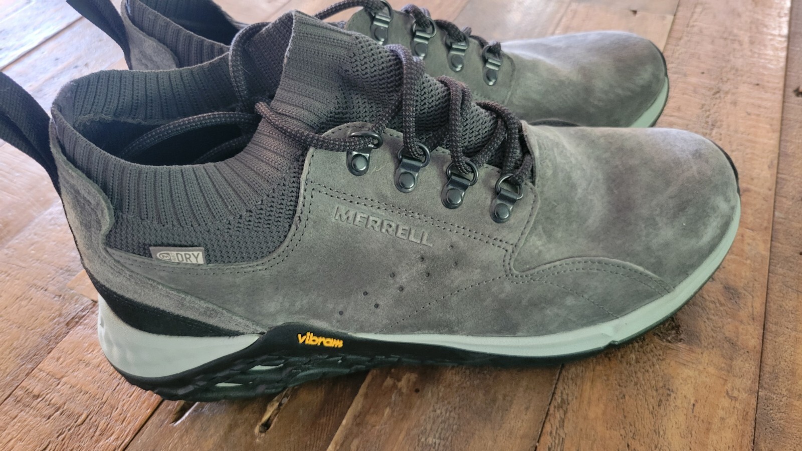 Nuovissime sneakers da trekking uomo MERRELL grigio giungla scamosciato impermeabili Vibram 12