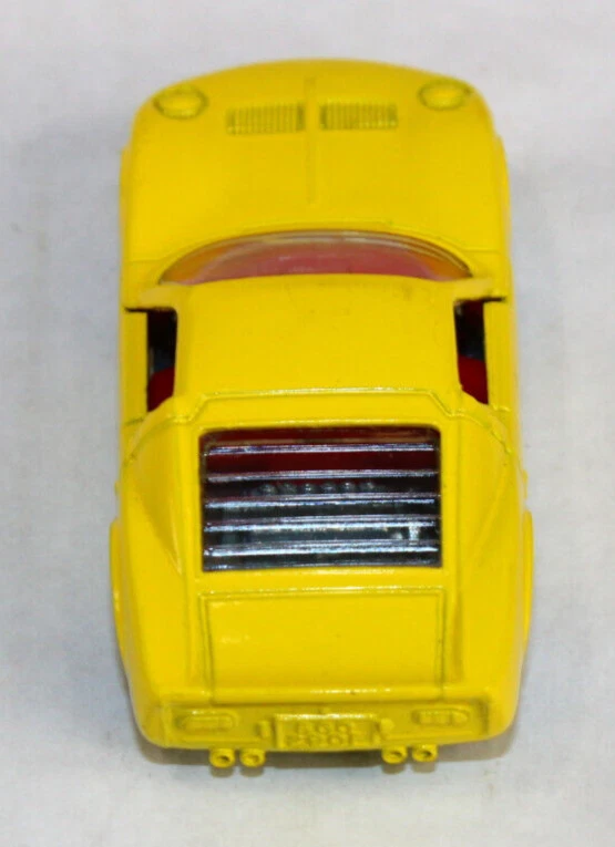 Matchbox Lesney #33 Lamborghini Miura P 400 (NM) Original Box with wear/holes - Image 3 of 4