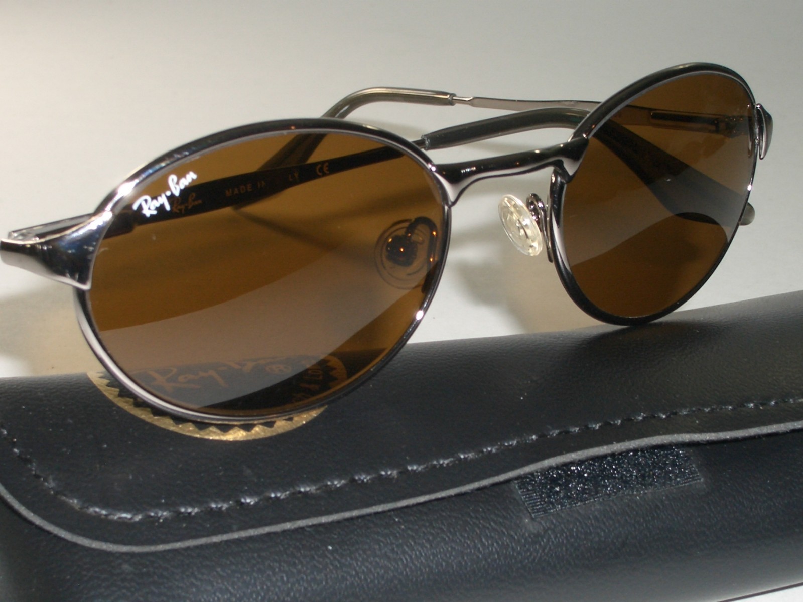 Vintage Ray Ban W2839 Sleek Gunmetal B15 SIDESTREET Oval Flex Sunglasses  W/case for sale online | eBay