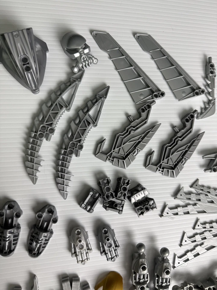 Lego Technic Bionicle Hero Factory armas de plata, rótulas, enchufes, torso Foto 4 de 4