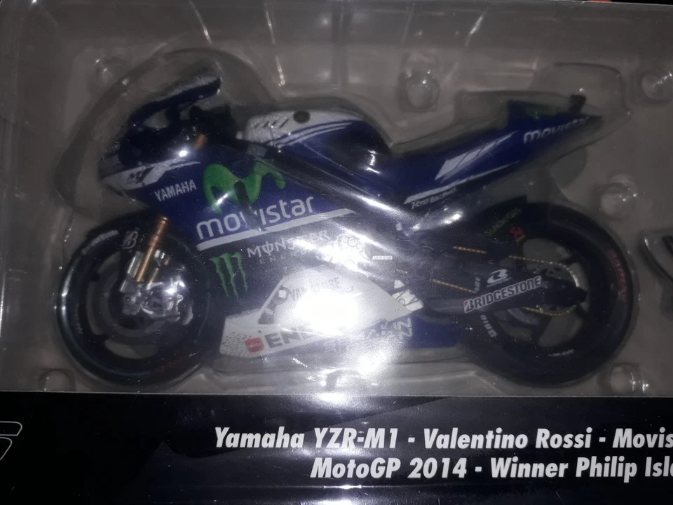 YAMAHA YZR M1 VALENTINO ROSSI WINNER PHILIP ISLAND 2014  1/12 MINICHAMPS - Photo 2/4