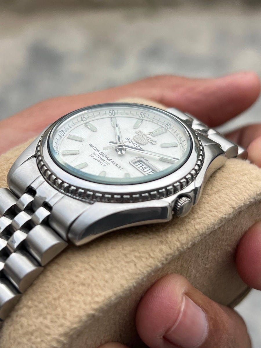 Seiko Superior SKZ047 Mens Automatic Watch with Silver Texture