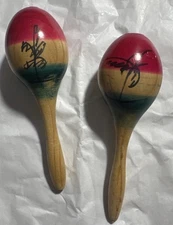 Vintage Maracas Set Of Two  Tri-Color Percussion Shakers Rattles 6 Inches