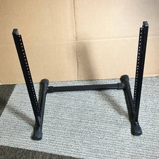 Quick-Lok RS-957 10-space equipment rack