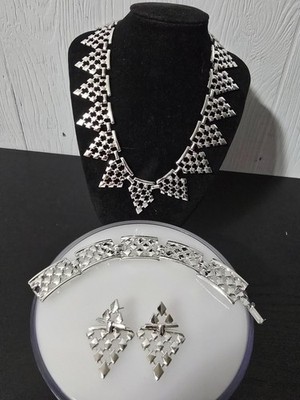 Vintage 1970 Silver Tone Necklace Set Geometric Lattice Link Shiny Bold