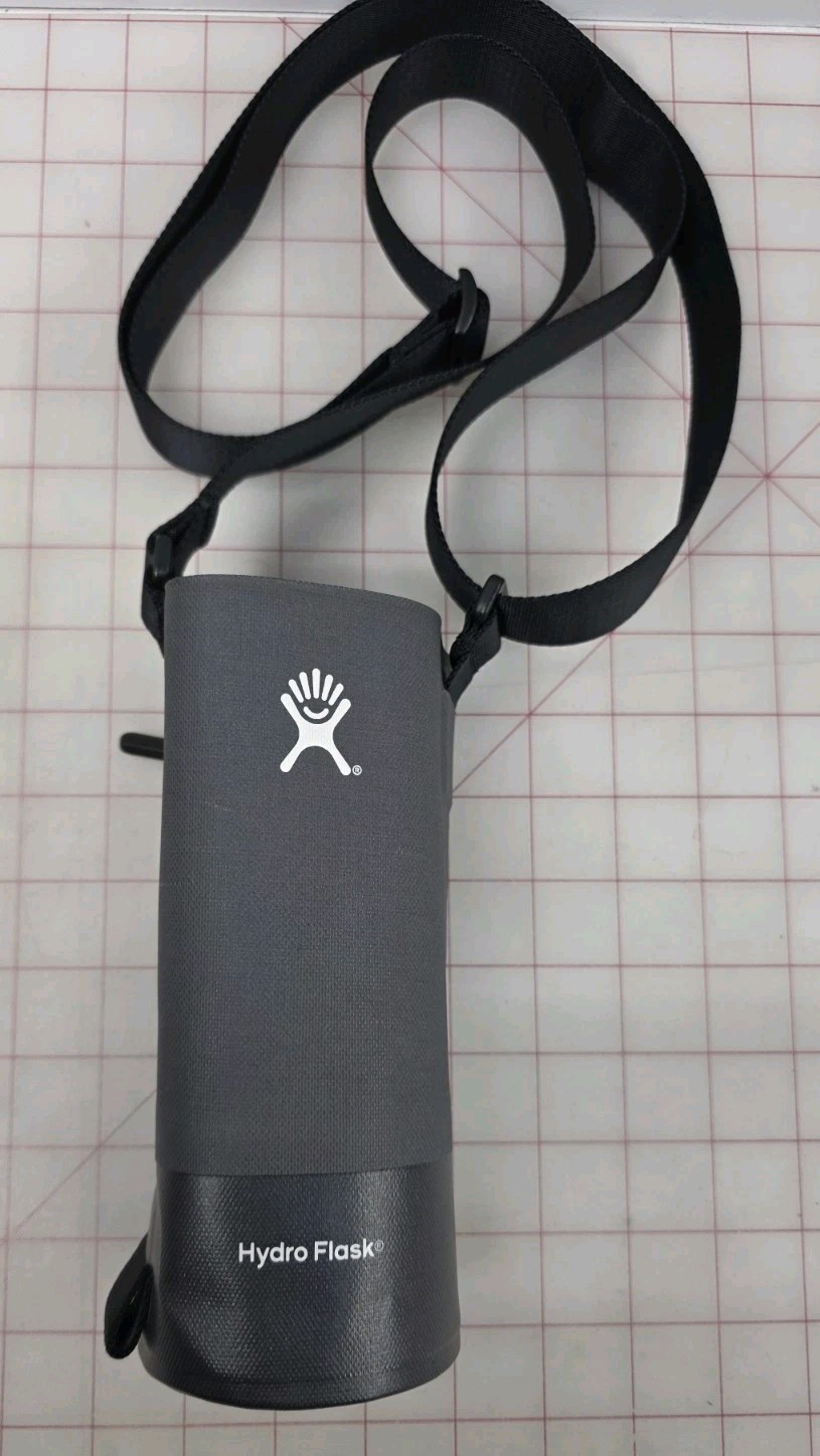 HYDRO FLASK WATER BOTTLE SLEEVE CARRIER SHOULDER BAG