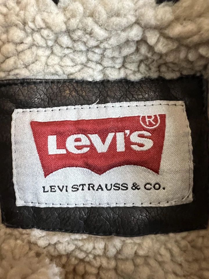 Levis Jacket Mens Large Faux Leather Sherpa Collar Lined Pockets Classic - Image 3 of 4