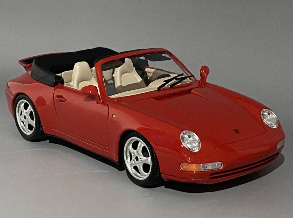 Bburago(ブラーゴ) Porsche 911 Carrera 1/18 Bburago 1/18 Porsche 911 Carrera Cabriolet 1994 Red Diamond