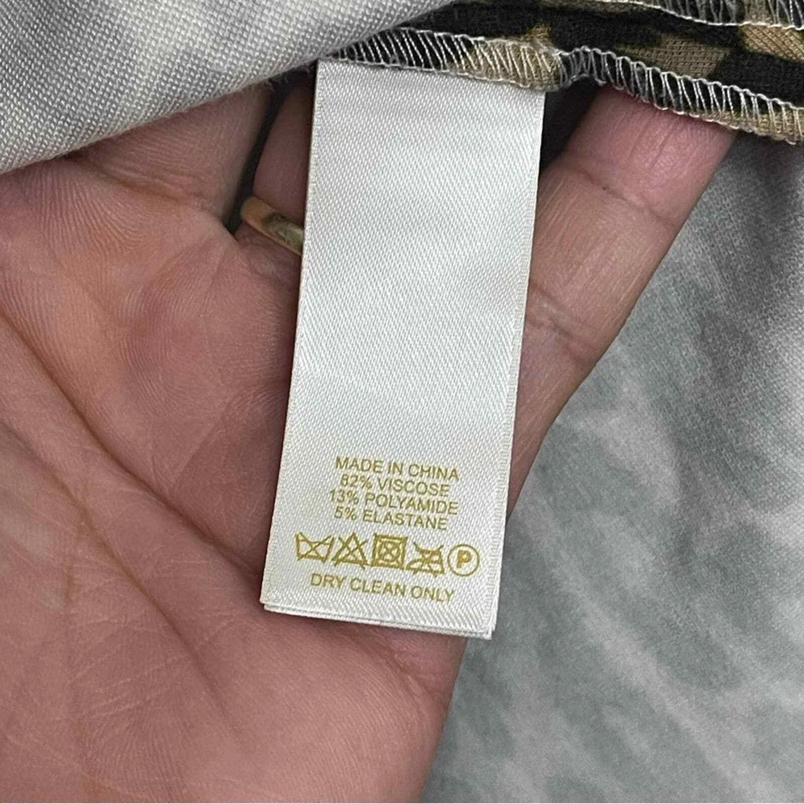 Abito Kate Spade leopardo stampa animale aderente e manica ad aletta svasata taglia 0