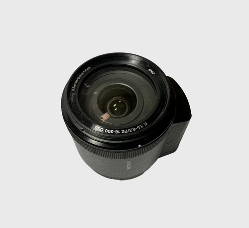 Sony 18-200mm f3.5-6.3 E PZ OSS Lens E - Mount SELP18200 - Picture 5 of 6