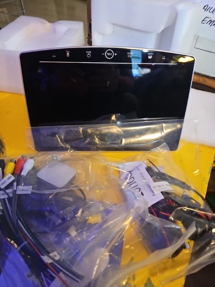 9-in Touch Screen Car Stereo Apple CarPlay Android Auto~ B U Cam~NEW - Image 3 of 4