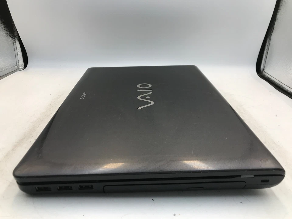 Sony VAIO PCG-71318L Intel Core i3 2nd Gen 15.6" Laptop 4 GB RAM-BOOTS BIOS-MZ - Image 3 of 4