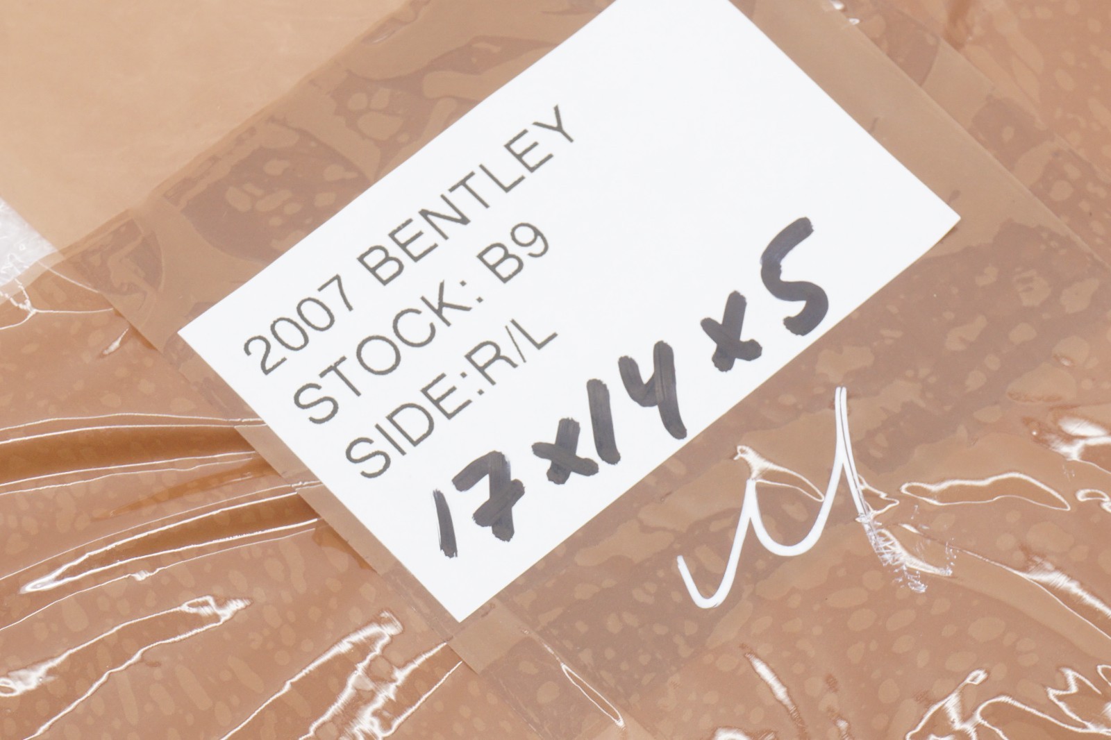 2003 - 2009 BENTLEY CONTINENTAL OEM REAR LEFT LIGHT GLASS (DEFECT)