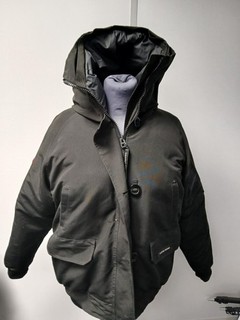Canada Goose Chilliwack Down Bomber Jacket Unisex UK Size Medium