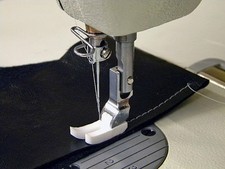 1 x Teflon Fu&szlig; T350 auch f&uuml;r NADELTRANSPORT Pfaff 1217 BROTHER DB2-B737-747 usw.