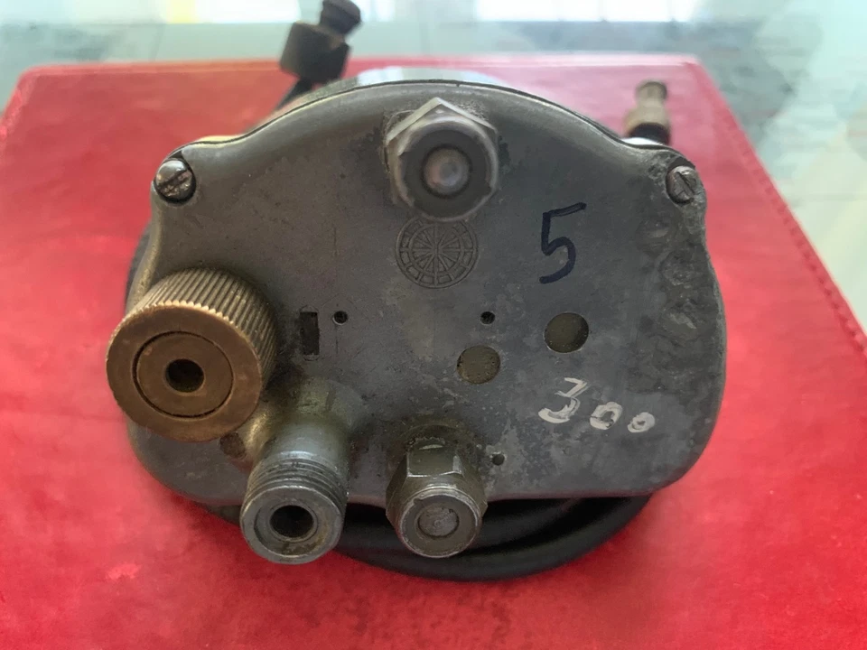 SMITHS CHRONOMETRIC D SHAPE SPEEDOMETER 80MPH PARILLA BSA NORTON TRIUMPH - Immagine 3 di 4