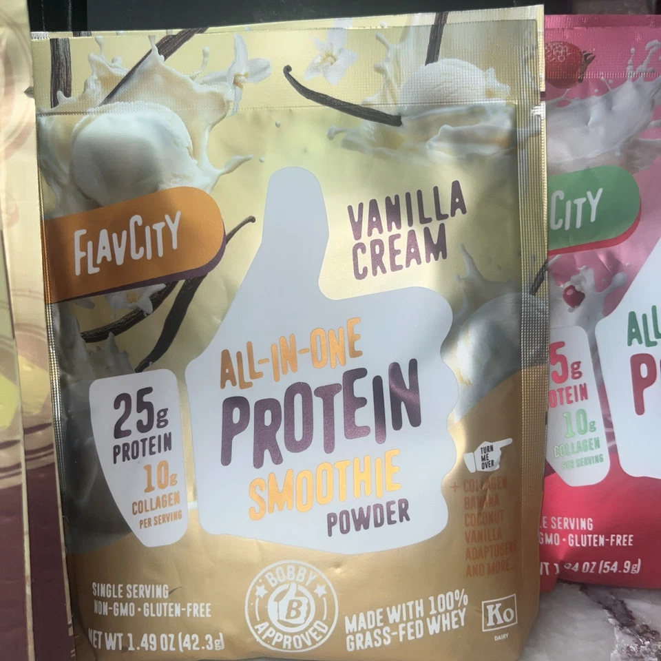 Paquete de variedad de batidos de proteínas todo en uno Flav City de una sola porción Foto 3 de 4