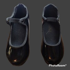 Danshuz tap shoes, Child size 9.5 M, Great condition
