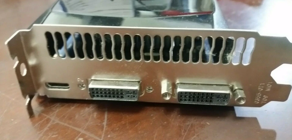 Dell 7K9GX NVIDIA GeForce GTS 450 1.5GB GDDR5 2 Dual Link DVI Mini HDMI - Image 2 of 3