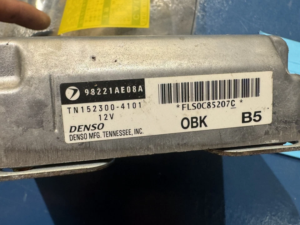 Subaru Outback 2001 unidad de control 98221AE08A ***sin código de error*** Foto 3 de 3