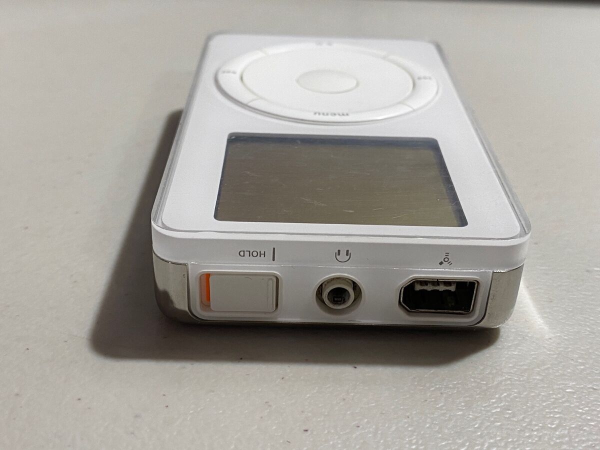 iPod Classic 1st Generation 10gb M8541 w/ Original Box iPod Classic 1st Generation 10gb M8541 w/ Original Box