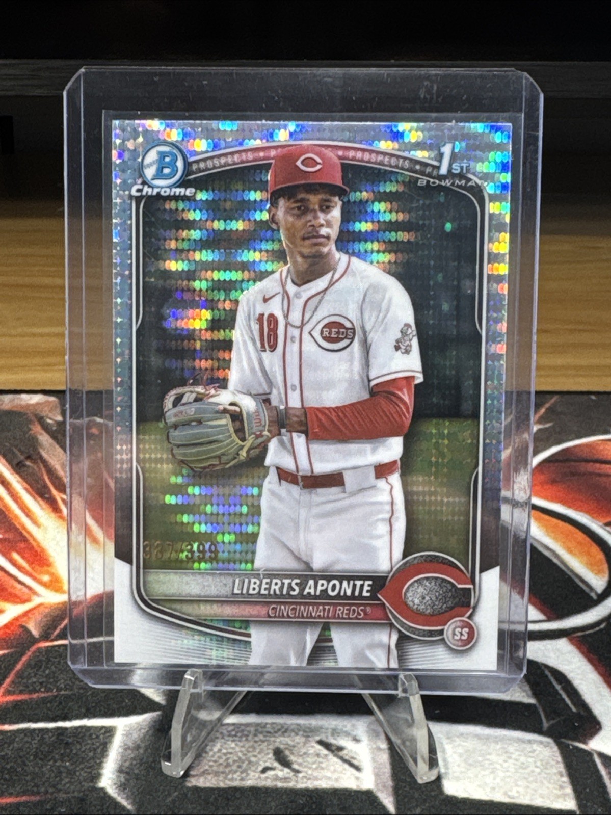 2025 Bowman Chrome Liberts Aponte Pulsar Refractor 1st #387/399 Reds