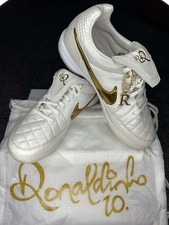 Nike Tiempo Legend SE Ronaldinho Touch of Gol...