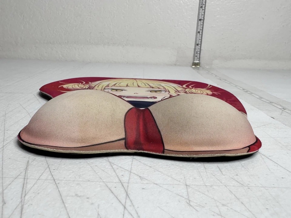 My Hero Academia Himiko Toga 2Way 3D Oppai Anime Mouse Pad NEW w/ Stain Flaw - Image 2 of 4
