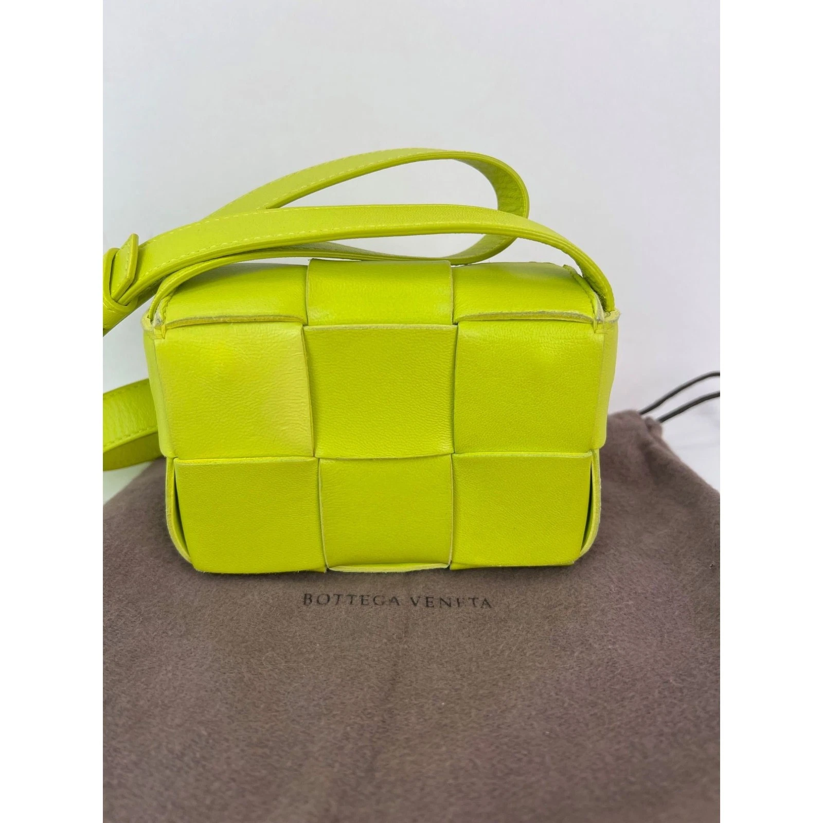 Borsa a tracolla Bottega Veneta Intrecciato Mini Cassetta Lime Pelle di Agnello Wo Taglia Unica