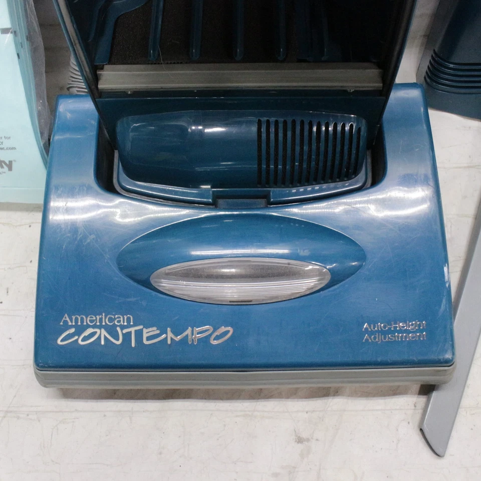 Aspiradora vertical Riccar American Contempo 4812 azul/verde probada Foto 2 de 4