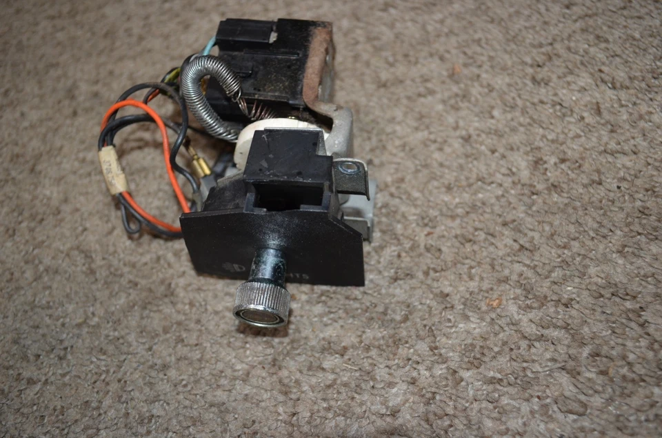 1975 CHRYSLER NEWPORT HEADLIGHT SWITCH LAMP FOR PARTS ONLY W/ HARNESS FOR PARTS! Foto 4 de 4