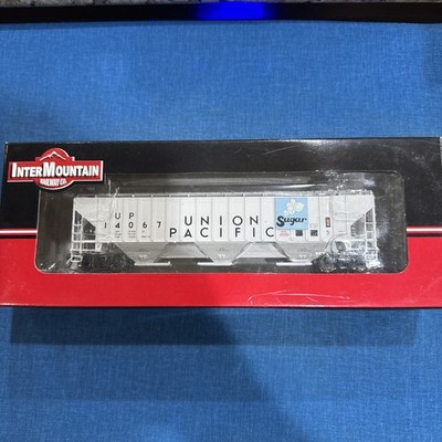 HO INTERMOUNTAIN 45341-14 4750 3 BAY COVERED HOPPER UP Sugar Car RD# 14067