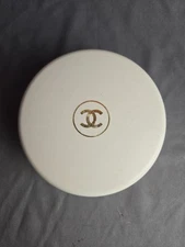 Vintage CHANEL BATH POWDER No. 22 Round Plastic Container Gold Logo 8 oz (EMPTY)