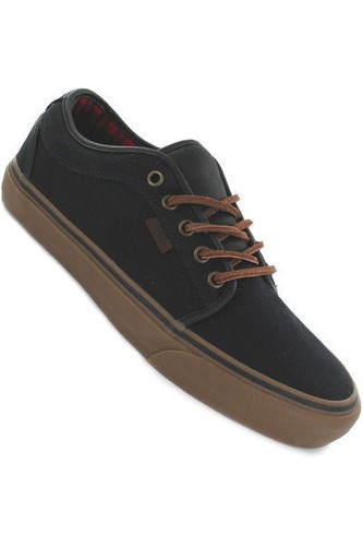chukka low suede
