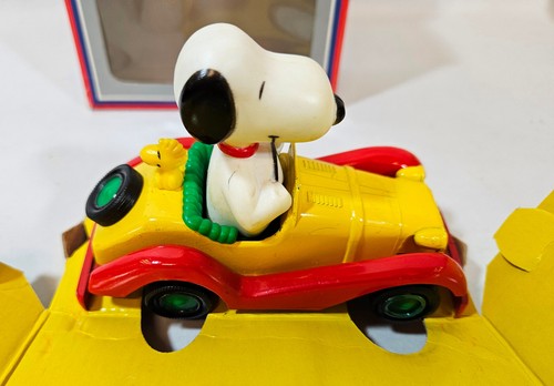 Vintage Aviva Hasbro Snoopy grande pressofuso, n.72039, scatola originale non perforata RARO - Foto 13 di 15