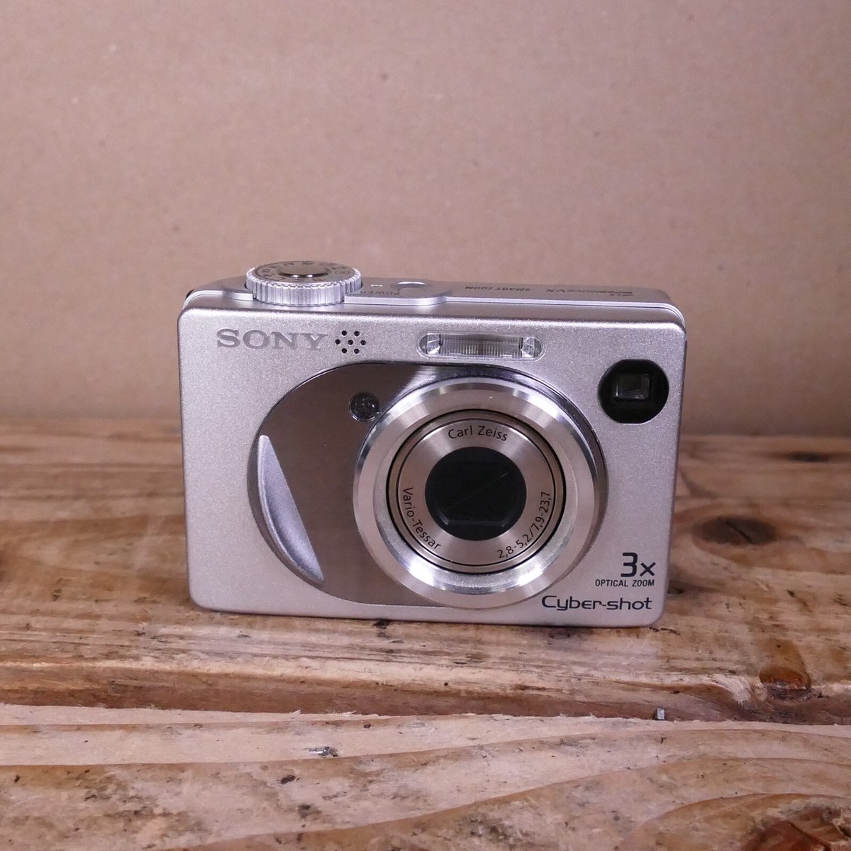 【中古】(ソニー) SONY DSC-W1 中古】ソニー（SONY）DSC-W1 シルバー【510万画素】｜｜カメラの