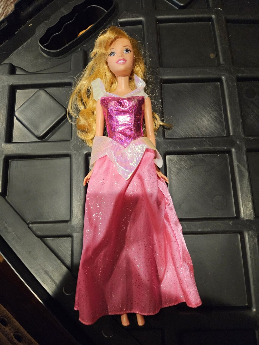 1999 Disney Sleeping Beauty Aurora Barbie Doll My Favorite