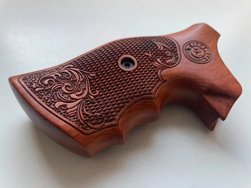 New Hardwood Grip for New Taurus Medium/Large Fame .357 M44 65 607 608 669 #Tau8