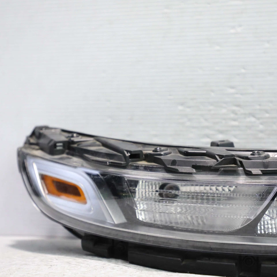 2020-2022 Kia Soul Halogen OEM Right Fog Headlight Assembly - Image 3 of 4