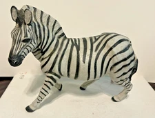 ZEBRA LARGE ANIMAL FIGURE VINTAGE  (WILDS OF AFRICA SERIES)