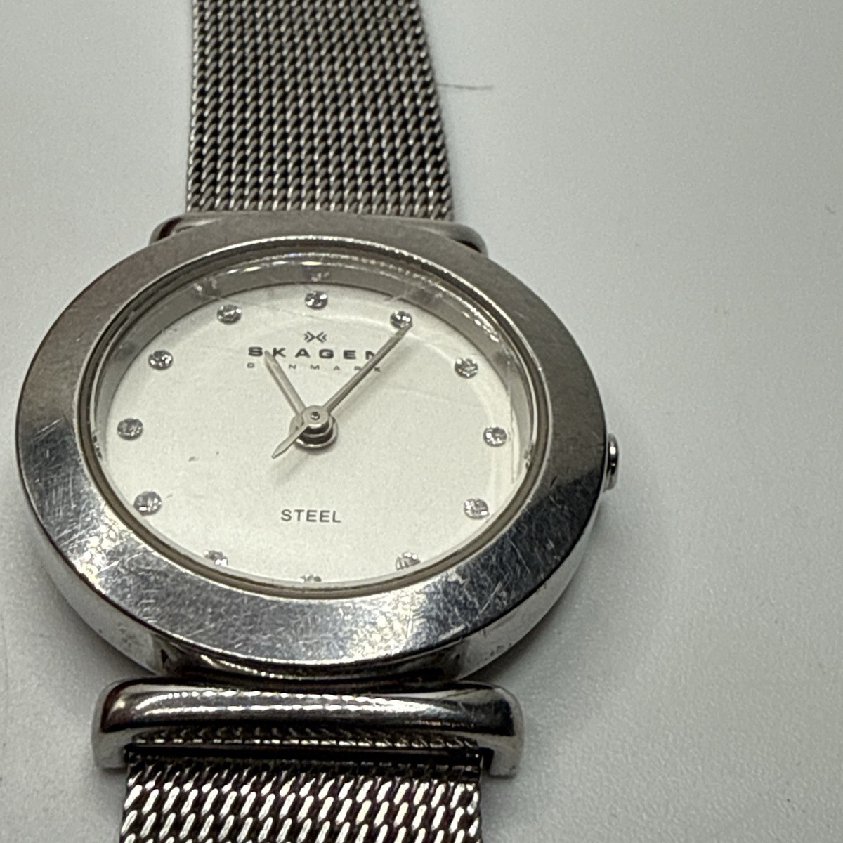 Skagen Denmark Slim Women Stainless Steel Mesh Silver Tone  display picture 2