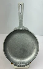 Wilton Armetale Gourmet Grillware Grill and Serve 8" Aluminum Sauté/Fry Pan